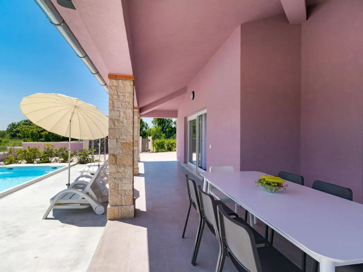 Holiday Home Mario By Interhome Svetvincenat 0*,